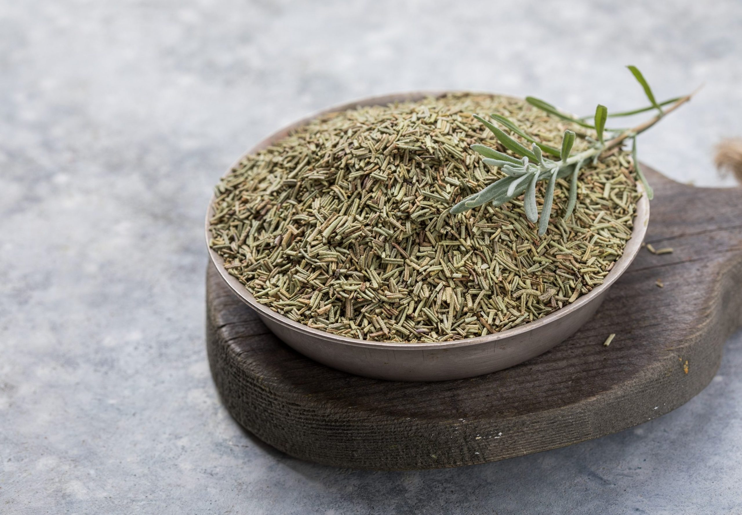 Premium Dried Rosemary – Naturally Aromatic Culinary Herb